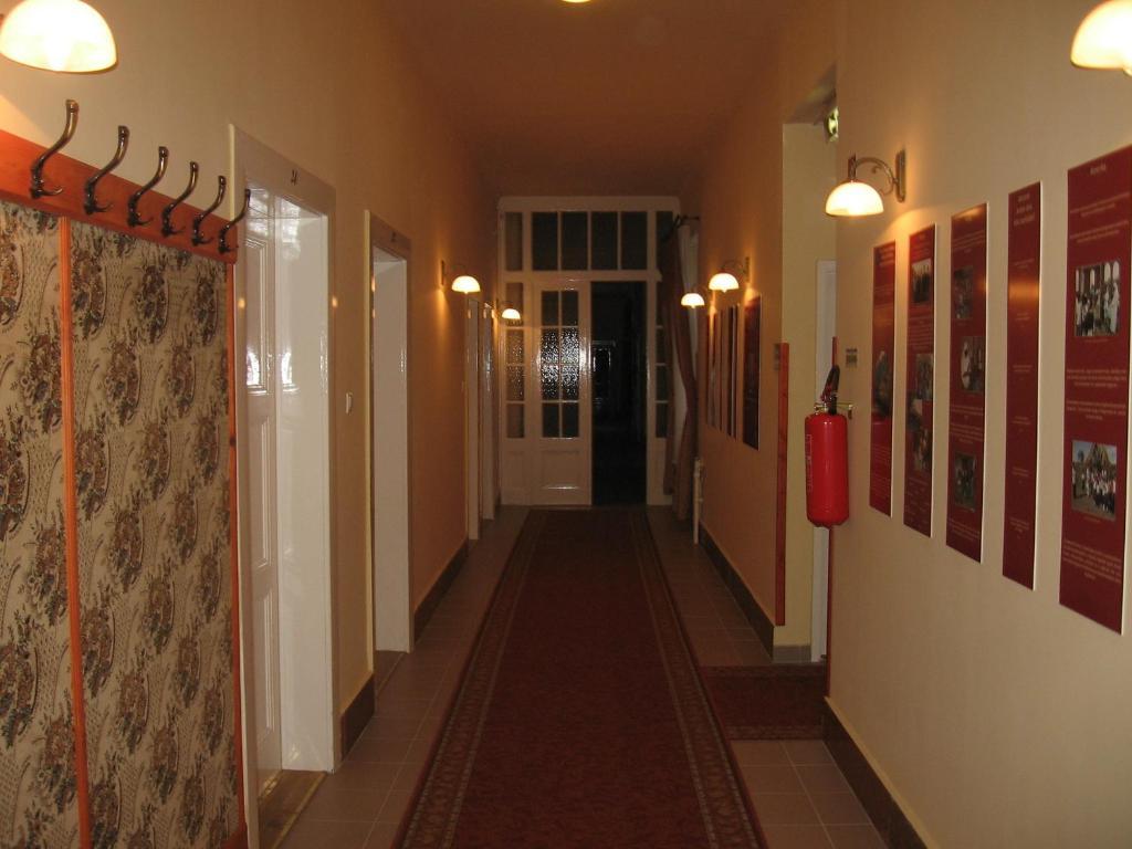 Mater Salvatoris House Hotel Gödöllő Eksteriør billede